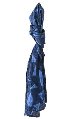 Tørklæde fra Soft B i marine og blå - one size